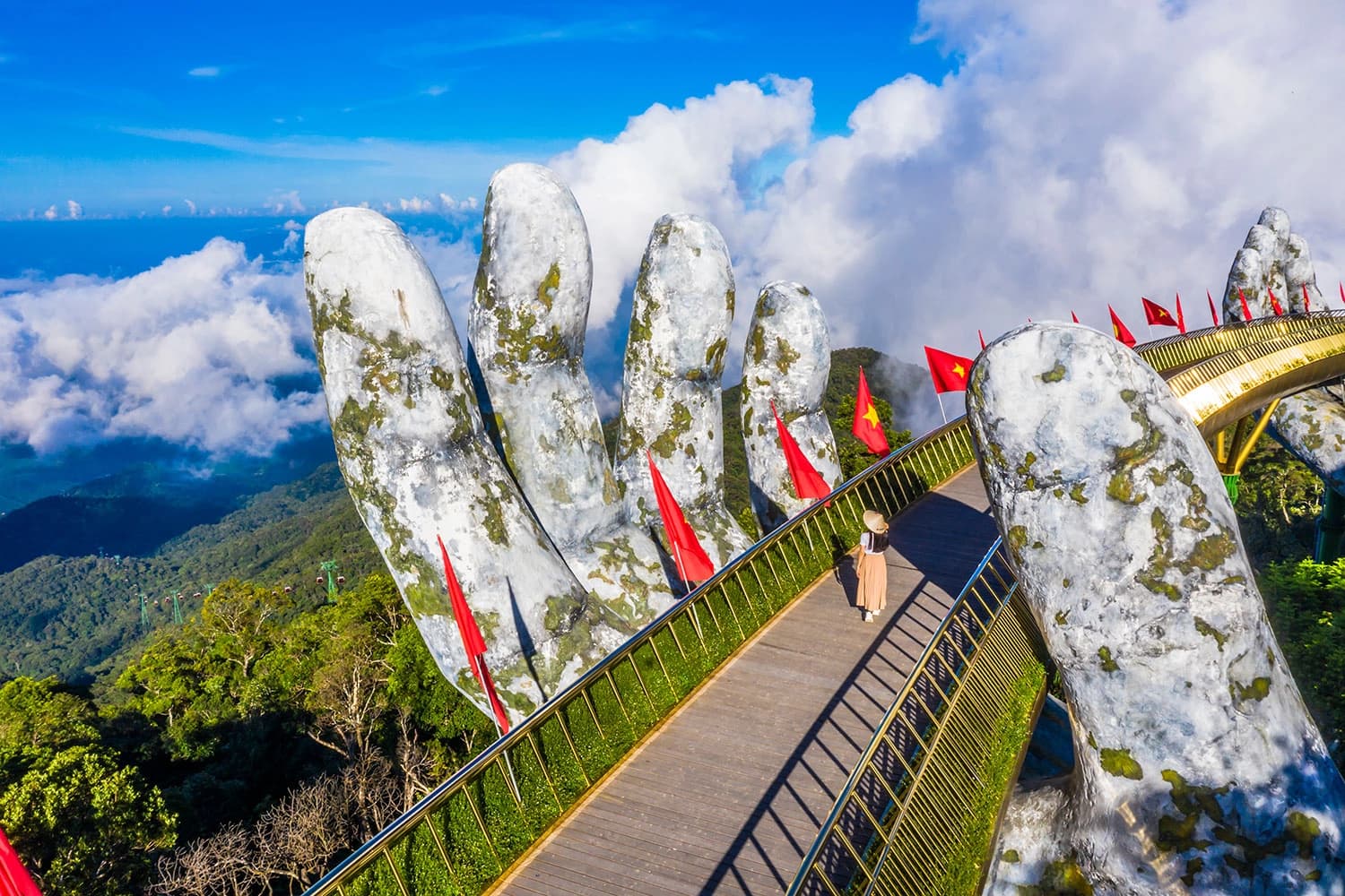 Have you experienced all the vibrant colors of travel in Da Nang?